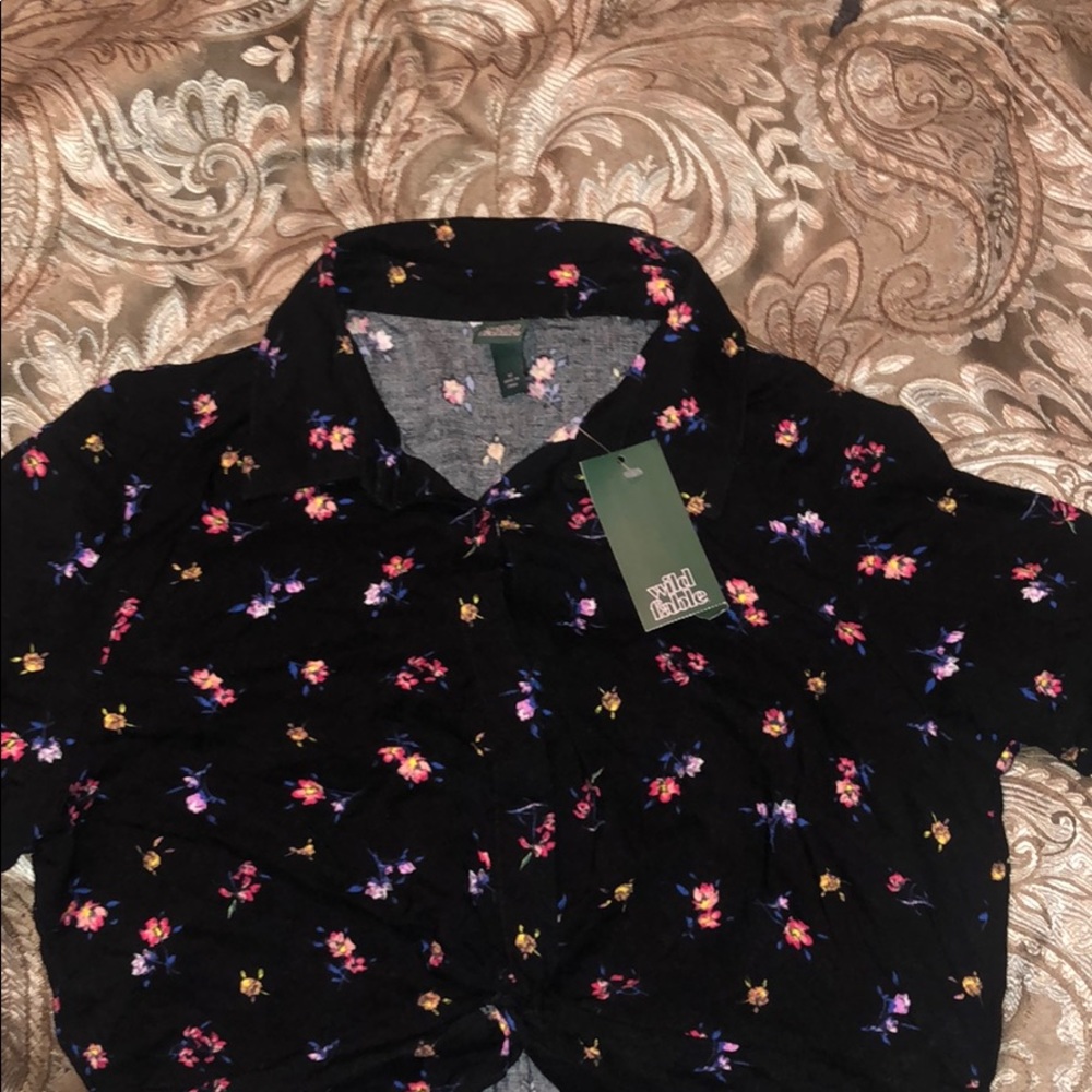 Wild fable floral top NEW WITH TAGS NEVER WORN